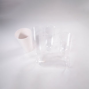 Cups (multiple sizes of paper cups, plastic cups)